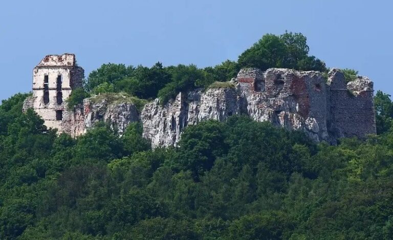 Hrad na Pajštúne